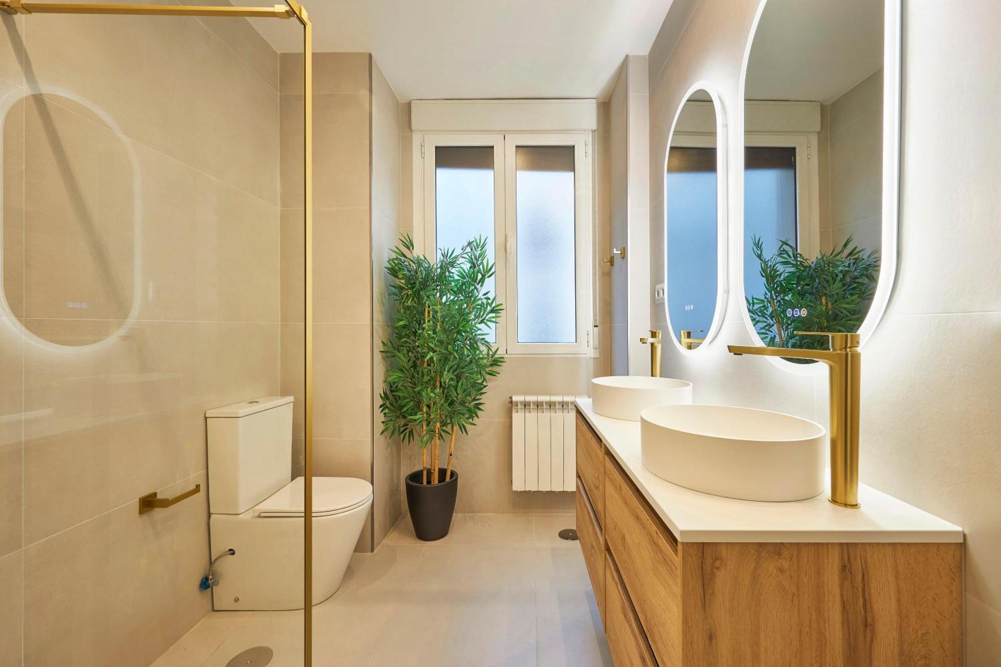 Atocha Lux, By Presidence Rentals Madrid Exteriör bild